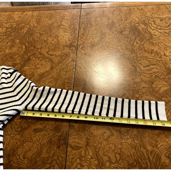 ribbed textured tight knit crewneck pullover sweater - Picture 7 of 8